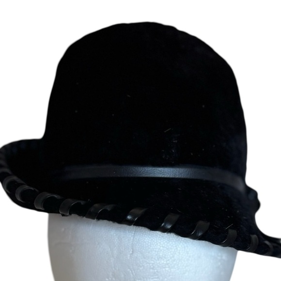 Vintage 1960s Mr. John Fur and Felt Bucket Hat - Leather and bow Accent - Picture 2 of 6